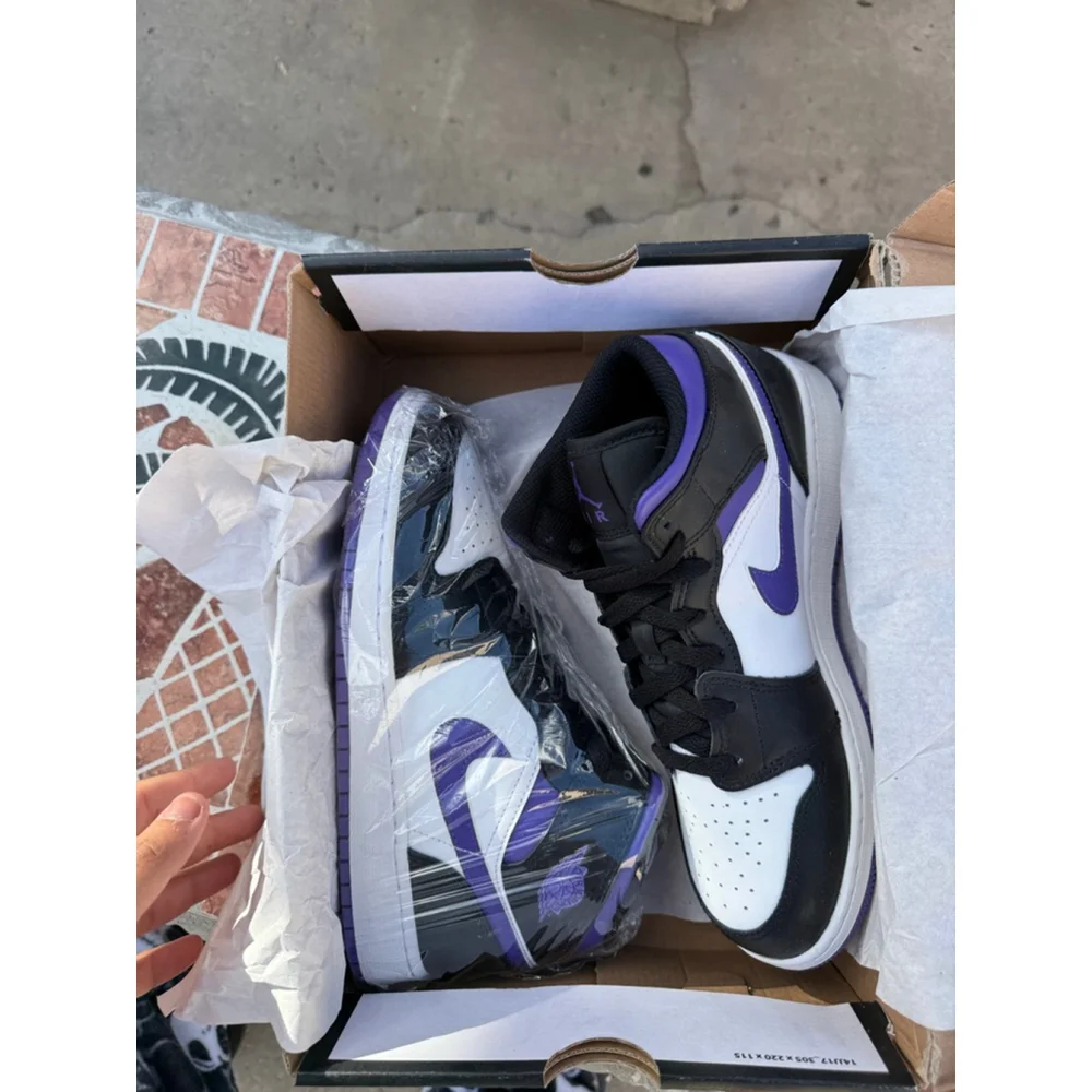Nike Air Jordan 1 mid iris purple 554725-095 8w or 6.5 kids